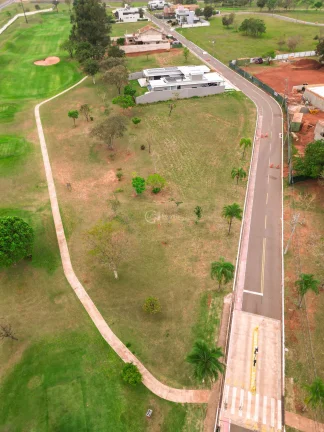 Imagem Terreno em condomínio à venda em Campo Grande-MS, no bairro Terras do Golf - 2.073,00 m² de área.