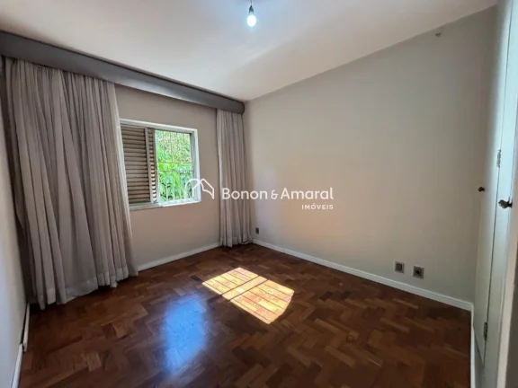 Imagem Apartamento à venda no Cambuí, em localização privilegiada ao lado do Centro de Convivência. Co...