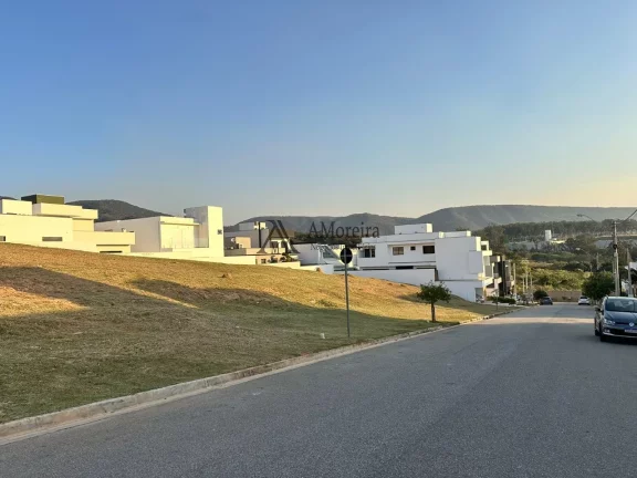 Imagem Terreno em Condomínio à Venda em Jundiaí-SP, no RESERVA ERMIDA, 250m² de Área.