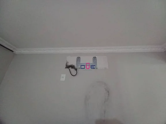 Imagem Apartamento no BNH Térreo plano 4 - 3 dormitórios grandes e estacionamento murado à venda, 72 m² por R$ 318.000 - Aparecida - Santos/SP