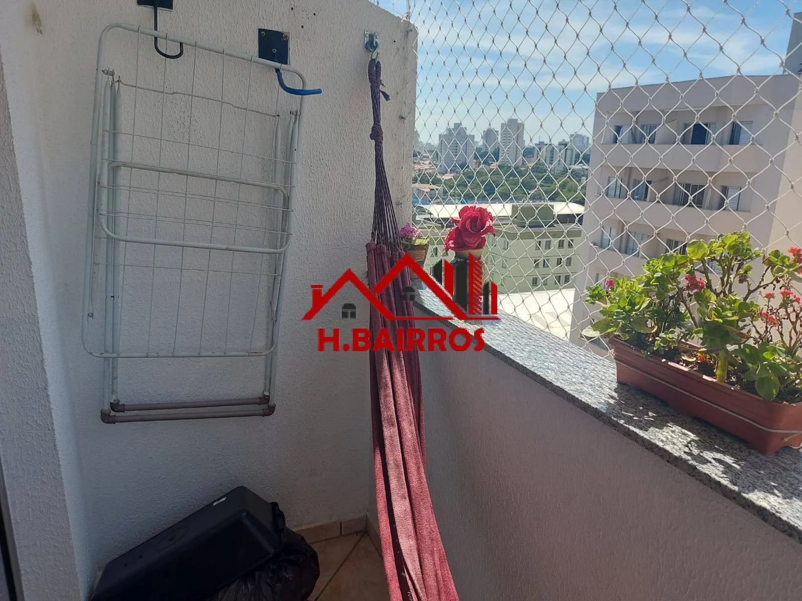 Imagem VENDE APARTAMENTO COM 2 DORMITÓRIOS NO JARDIM PETRÓPOLIS