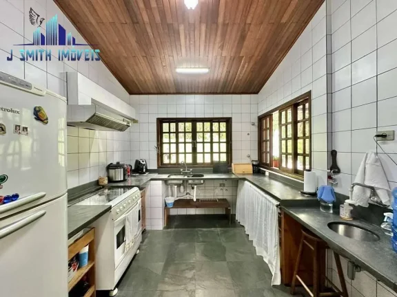 Imagem Casa integrada, com vista, árvores frutíferas no miolo da Granja Viana