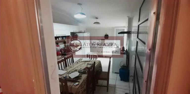 Imagem Sobrado em Jardim Iporanga, São Paulo - 3 dormitórios, 1 suíte, 3 banheiros por R$ 399.000