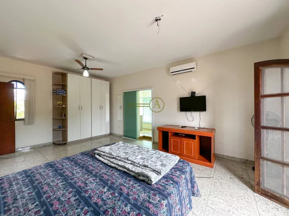 Imagem Sobrado alto padrão à venda no condomínio Boungainvillé V porteira fechada