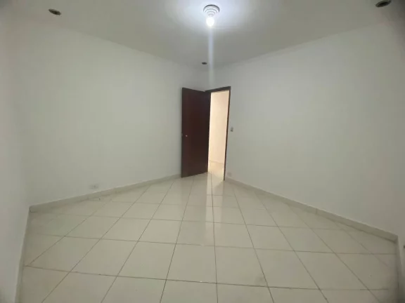 Imagem Casa com 3 dormitórios para alugar por R$ 4.203/mês - Vila Guiomar - Santo André/SP