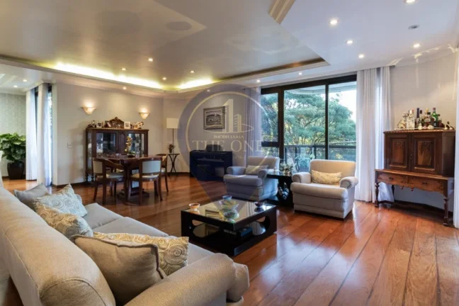 Imagem Apartamento de luxo em Perdizes, São Paulo-SP, com 3 quartos, 3 suítes, 2 salas, 5 banheiros, 3 vagas e 251m². Venha conferir!