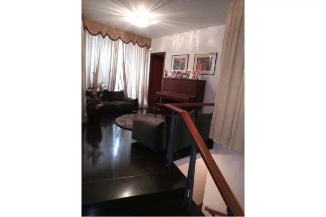 Imagem CASA RESIDENCIAL em São Paulo - SP, Saúde