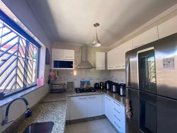 Imagem LINDA CASA EM RUA SEM SAÍDA, 4 DORMITÓRIOS SENDO 2 SUÍTES, VILA APARECIDA, JUNDIAÍ, YARID IMÓVEIS, VENDA COMPRA PERMUTA