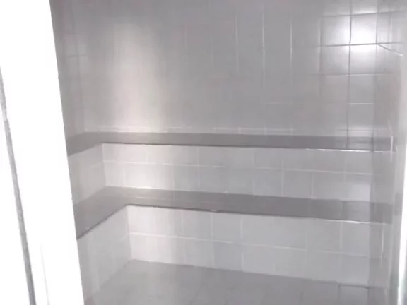 Imagem PITANGUEIRAS – NA QUADRA DA PRAIA, APARTAMENTO TOTALMENTE REFORMADO, LAZER NO PRÉDIO E 02 VAGAS DE GARAGEM.