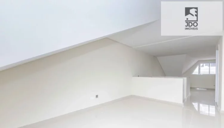 Imagem Sobrado em Condomínio a Venda no bairro Campo Comprido - Curitiba, PR