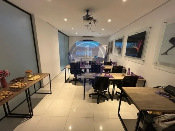 Imagem Conjunto Comercial Pronto para Ocupação no Jardim das Acácias, São Paulo-SP: 2 Salas, 1 Banheiro, 35,00m² de Área.