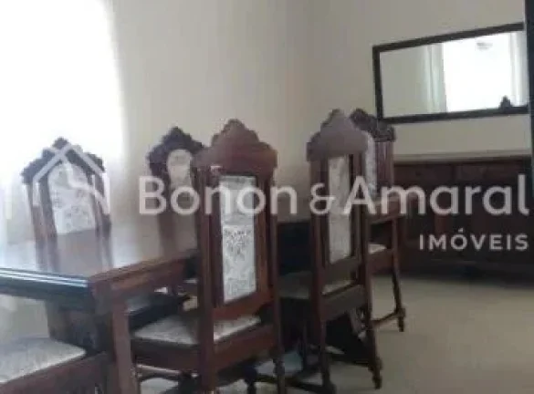 Imagem Casa estilo sobrado com 3 quartos, sendo 2 suítes, 3 salas, cozinha ampla e moderna com móveis pla...