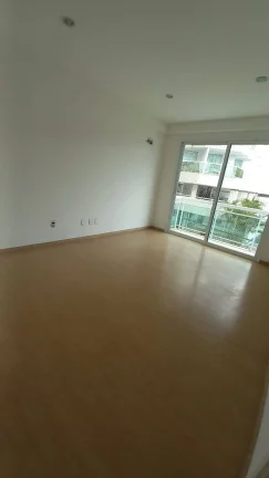 Imagem Vendo este lindo apto de 3 quartos no centro de Nova Friburgo.