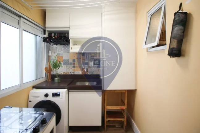 Imagem Oportunidade única: Apartamento à venda em Moema, São Paulo-SP! 2 quartos, 2 salas, 2 banheiros, garagem e área de 54m².