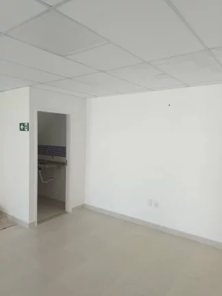 Imagem locação sala comercial no centro de Macaé RJ. 130M2 primeira locação