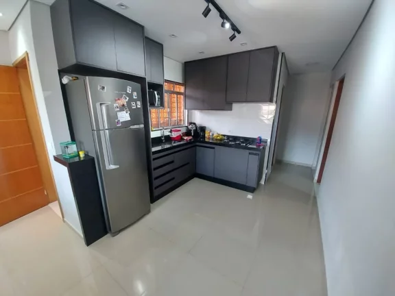 Imagem Imperdível casa à venda em Ribeirão Pires-SP, bairro Aliança: 4 quartos, 4 banheiros, 3 vagas, 335m² de área!