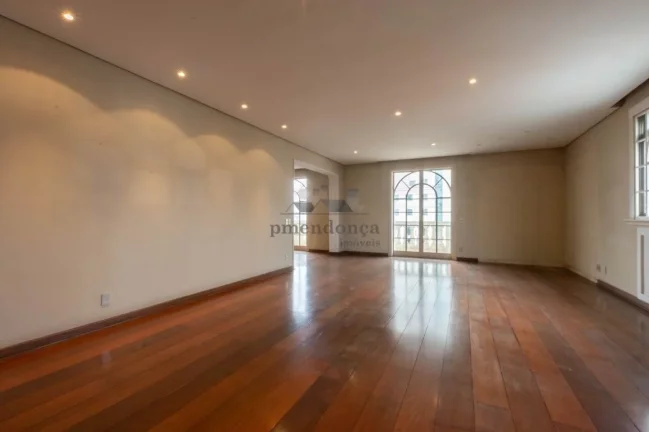 Imagem Apartamento 3 quartos, 1 suite, 2 vagas, 267 m²