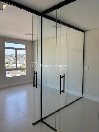 Imagem Sala Comercial para Locação - Pronta para Uso e com Acabamentos de Alto Padrão