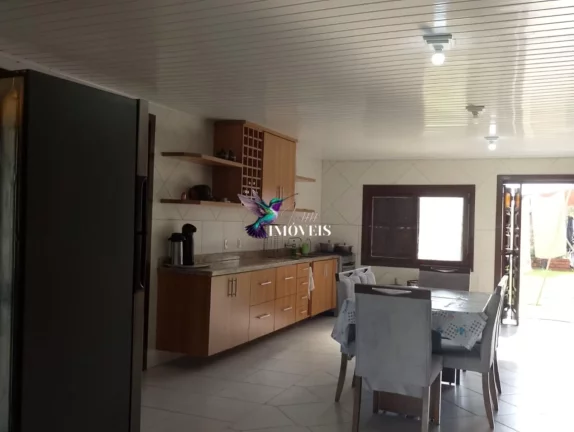 Imagem Casa à venda no bairro Praia Grande - Torres/RS