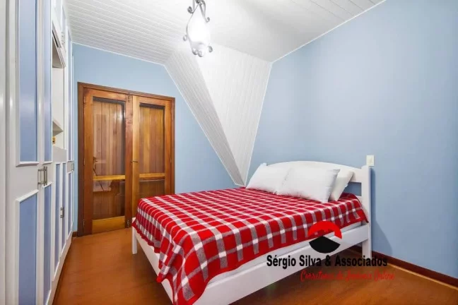 Imagem Casa para Locação na Região do Alto do Capivari Campos do Jordão -SP.