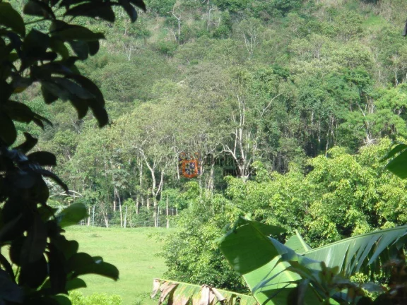 Imagem Sítio com 30 dormitórios à venda, 338800 m² por R$ 8.000.000 - Chácaras Eldorado - Santa Isabel/SP