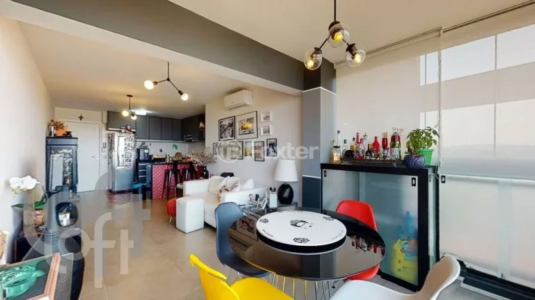 Imagem Apartamento 69M², 2Q, 1 Suíte, 2 Banheiros, 1 Vaga, Varanda, Piscina, Churrasqueira, Piscina Aquecida, Salão de Festas e Jogos, Gerador, Playground.