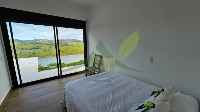 Imagem Chácara com Vista Deslumbrante para a Represa em Piracaia-SP