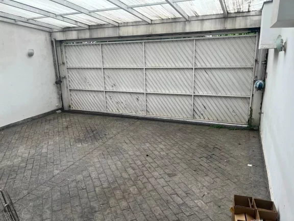 Imagem Casa para Venda em São Paulo, Pinheiros, 2 dormitórios, 1 banheiro, 8 vagas