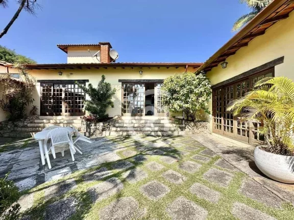 Imagem Casa com 5 dormitórios à venda, 368 m² por R$ 1.500.000,00 - Granja Viana - Carapicuíba/SP