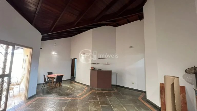 Imagem Espetacular casa à venda em Campo Grande-MS, Vila Giocondo Orsi: 4 quartos, 1 suíte, 3 salas, 3 banheiros, 3 vagas, 205m²!