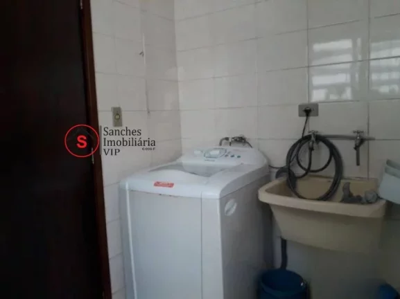 Imagem SOBRADO DE VILA MOOCA PARA ALUGAR Localizado entre a Rua Do Oratório e Av Paes de Barros Vila fechada com portão automático.