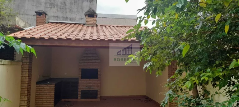 Imagem CASA À VENDA COM 3 DORMITÓRIOS EM INDIANÓPOLIS