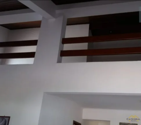 Imagem Sobrado com 03 dormitórios sendo 01 suíte à Venda na cidade de Itatiba/SP