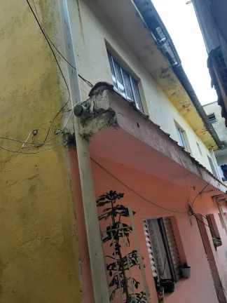 Imagem Sobrado com 6 dormitórios à venda, 150 m² por R$ 550.000,00 - Vila Perracini - Poá/SP