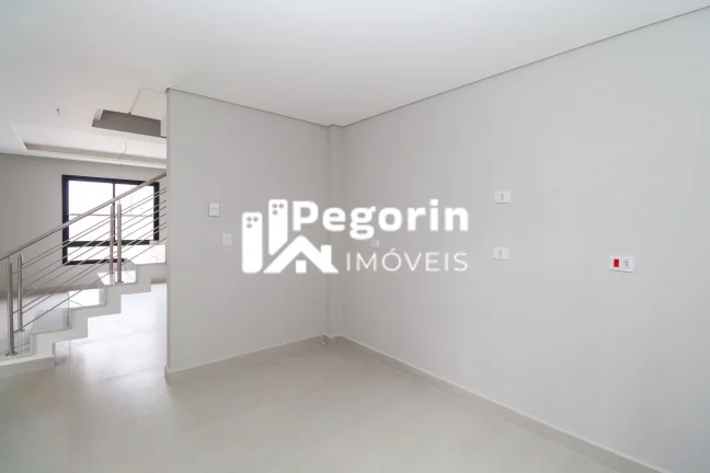 Imagem Sobrado à venda em Curitiba, Boqueirão, com 3 quartos, 133,00m²