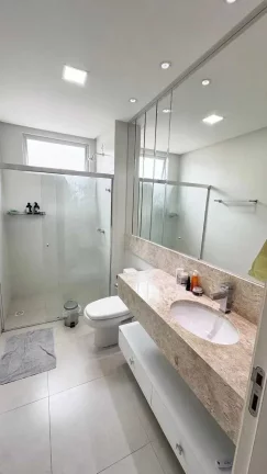 Imagem Apartamento com 3 dormitórios sendo 1 suíte e 2 vagas de garagem em Itapema/SC