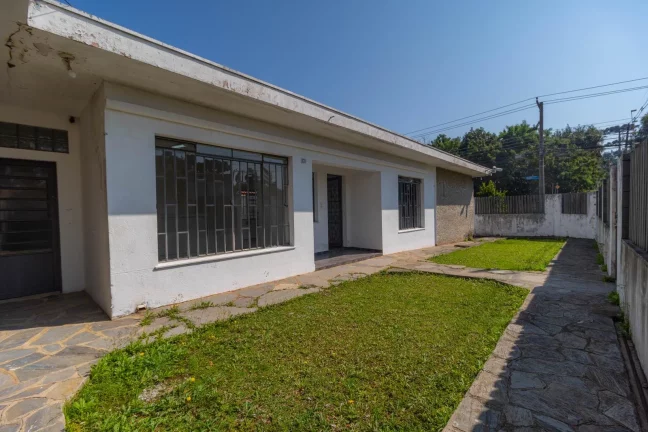 Casa Comercial no bairro Santa Quitéria