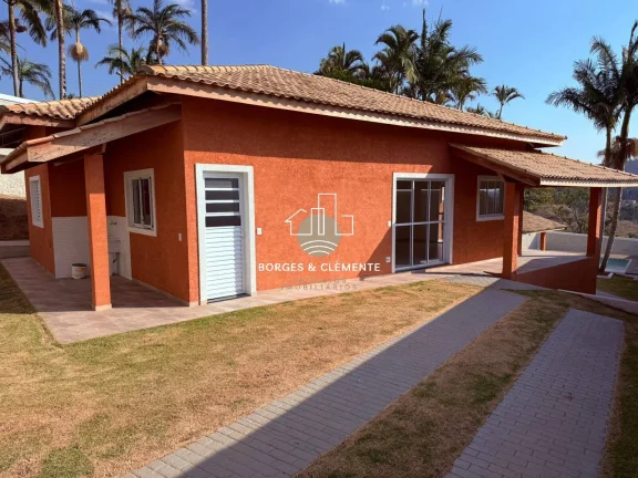 Imagem Casa à Venda na Região da Pedra Vermelha – Divisa de Mairiporã com Atibaia