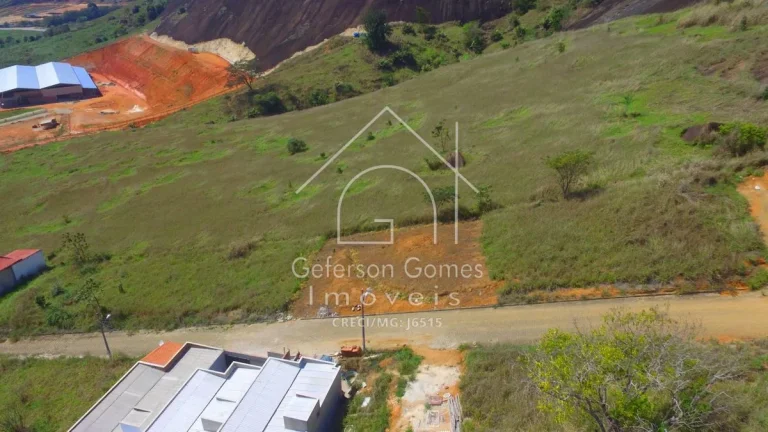 Imagem Lote à Venda - 240,00M² - Esplanada - Mantena - MG