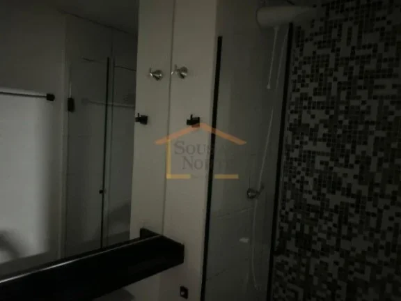 Imagem Apartamento 2 dormitórios, sala, cozinha com armários, área de serviço, banheiro, SEM VAGA DE GA...