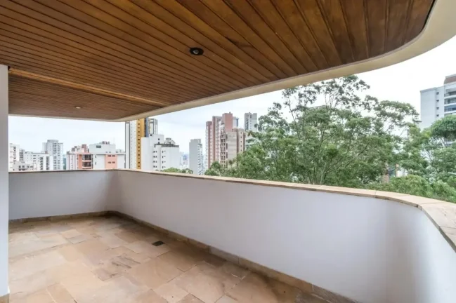 Imagem Apartamento 370M², 4Q, 3 Suítes, 5 Banheiros, 4 Vagas, Lareira, Piscina Coberta, Sauna Seca e Úmida, Salão de Festas, Depósito, Dep. Compl. de Serviço