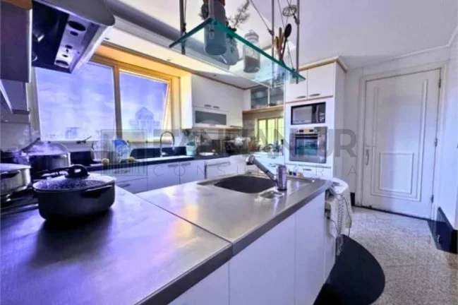 Imagem Imperdível! Apartamento de alto padrão com 4 suítes e 5 vagas no Jardim Europa, São Paulo-SP - 465m² de puro requinte.