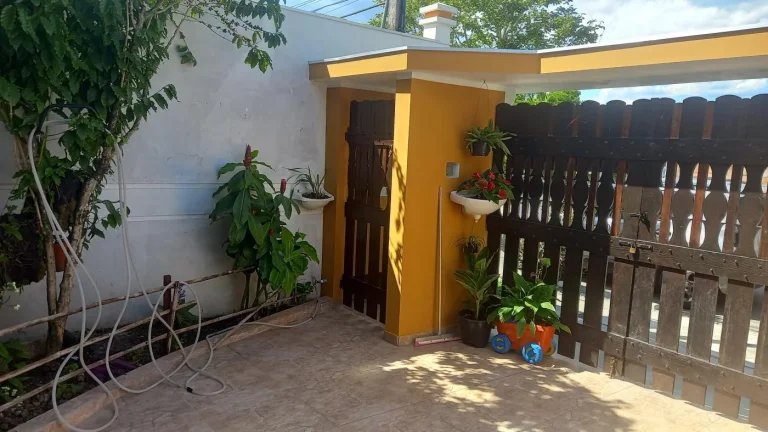 Imagem Casa para Venda em Itanhaém, Suarão, 2 dormitórios, 1 banheiro, 2 vagas