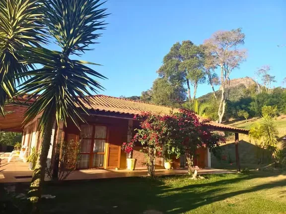 Imagem Exclusividade e Natureza: O Refúgio Definitivo no Coração do Paiol Grande