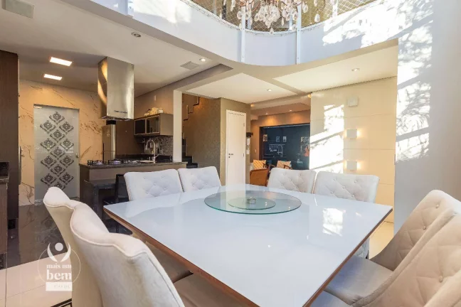 Imagem Sobrado com 3 dormitórios à venda, 186 m² por R$ 1.790.000,00 - Jardim Social - Curitiba/PR