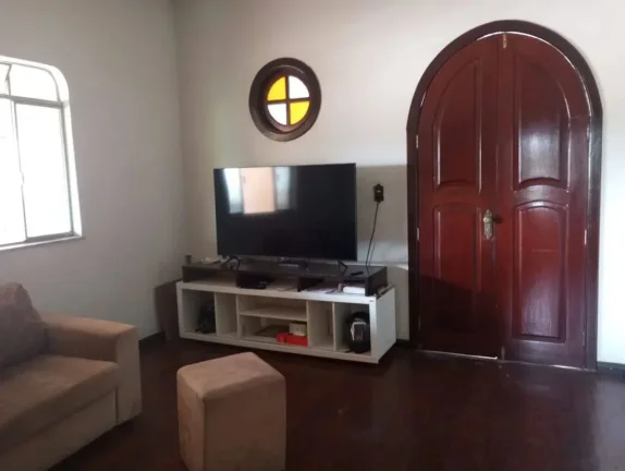 Imagem Casa à venda em Barroso, Centro, com 3 quartos, 241,22m2