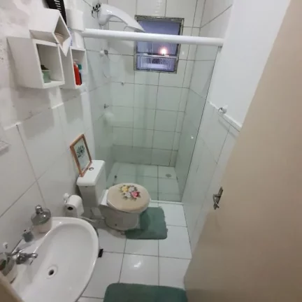 Imagem Sobrado com 2 dormitórios à venda, 63 m² por R$ 370.000,00 - Caxangá - Suzano/SP