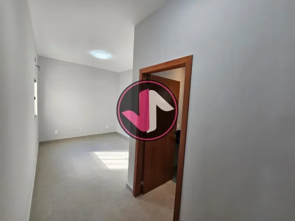 Imagem Excelente oportunidade de adquirir uma casa no Recanto dos Pássaros, em Cuiabá. Com 96 m² de áre...