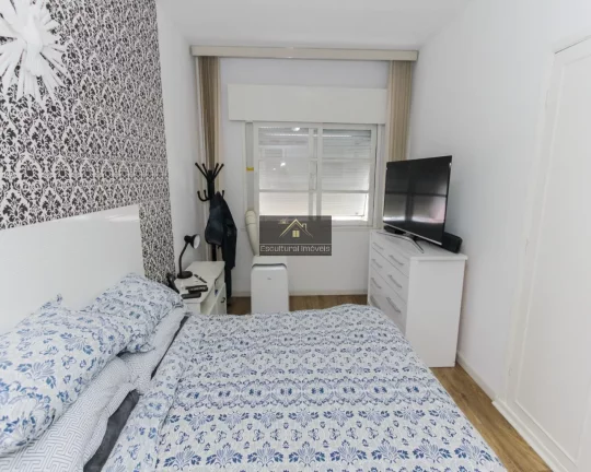 Imagem VILA NOVA CONCEIÇÃO APARTAMENTO À VENDA 108,00 M 2 DORMITÓRIOS 2 BANHEIROS SALA ESPAÇOSA DEPENDÊNCIAS REPLETAS DE ARMÁRIOS SEM VAGA ÓTIMA LOCALIZAÇÃO