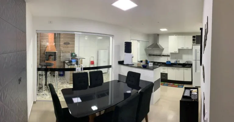Imagem Sobrado Reformado com 130 m² 3 Dormitorios 2 Vagas de Garagens